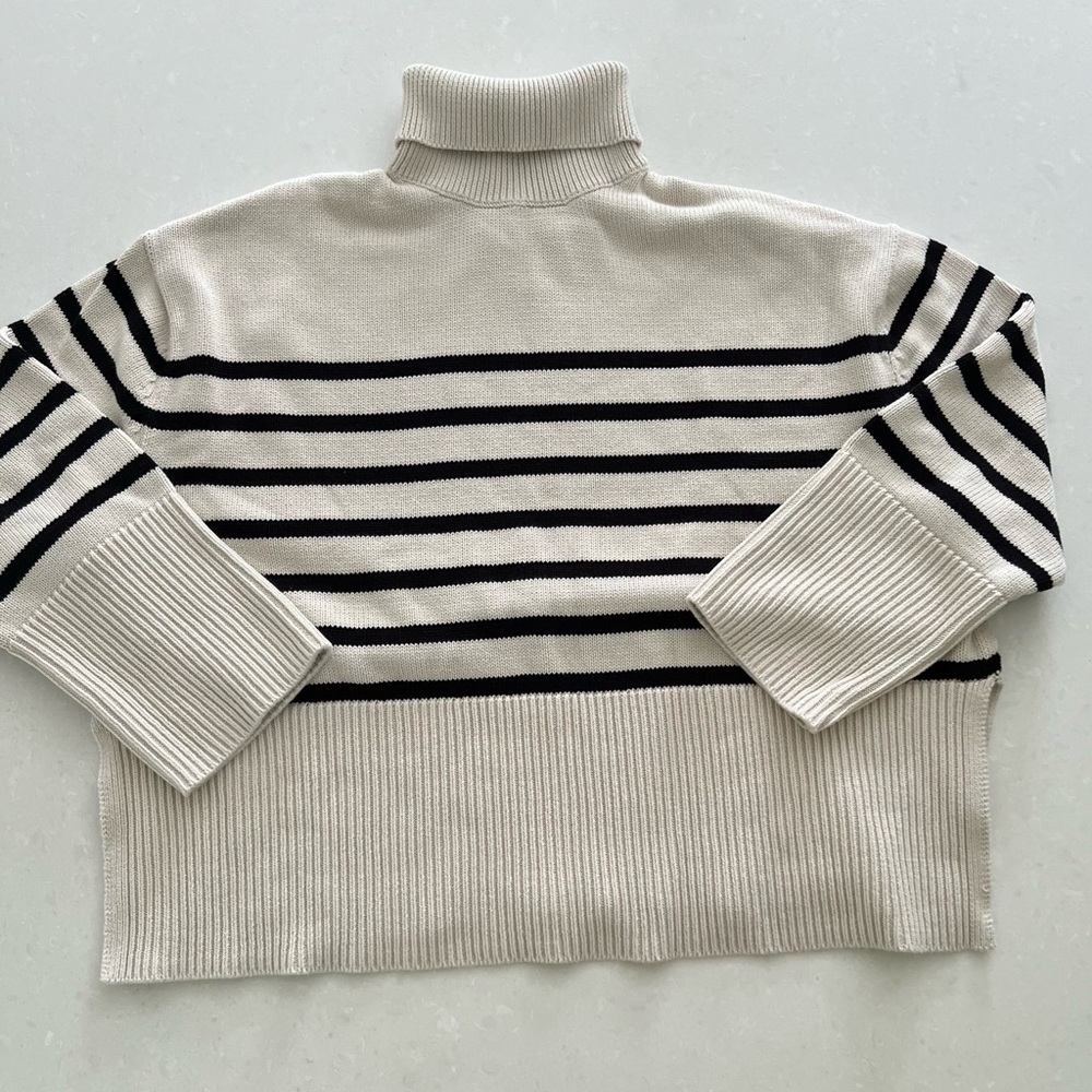 Gap 100% cotton striped turtleneck sweater - Size Large Tall